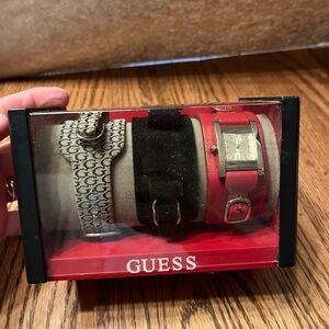 Women's Guess Watch Gift Set with Interchangeable Bands-3 Piece Set Brand New